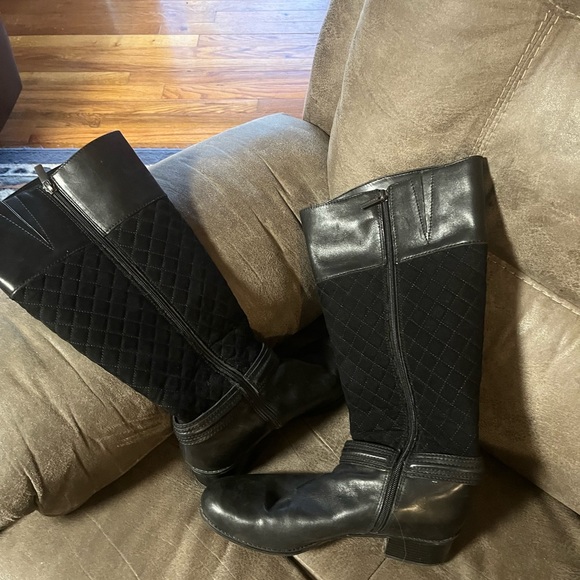 Women’s boots - Picture 3 of 5